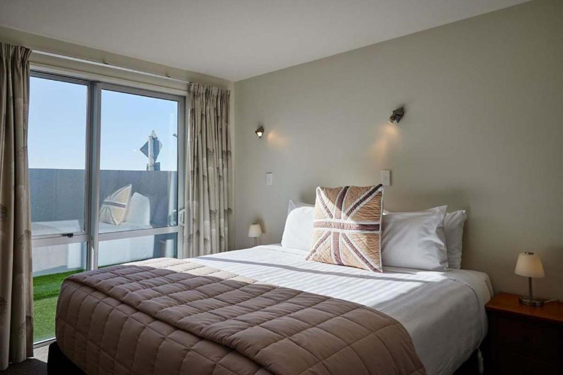 Kaikoura Luxury Apartments - Formerly Waves Luxury Apartments Szoba fotó